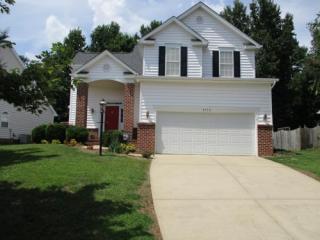 8712 Blakehurst Dr, Raleigh, NC 27617-4785