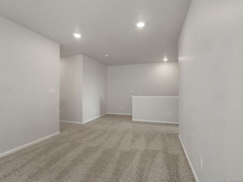 766 Rome St, Aurora CO 80019-3144 exterior