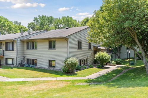 4393 Arden View Ct, Saint Paul MN  55112-1946 exterior