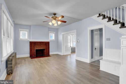 2213 Market St, York, PA 17402-2855