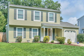 17 Providence Ln, Wall Township, NJ 07731-1550