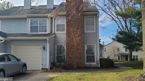 1 Colebrook Ct, Princeton NJ  08540-7049 exterior