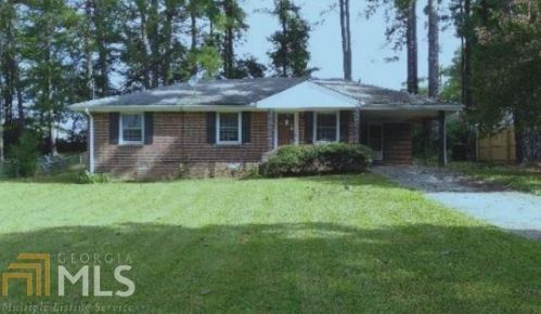 1936 Rock Cut Pl, Conley, GA 30288-2106