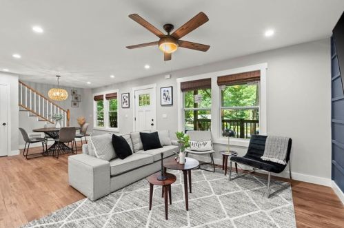 2696 George St, Atlanta GA  30318-1123 exterior