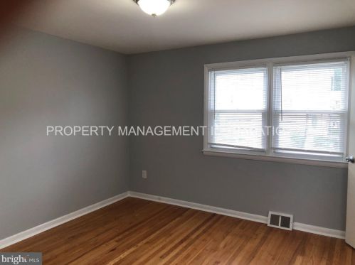 8519 Marsden St, Philadelphia PA  19136-2410 exterior