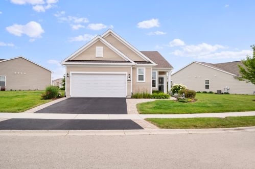 600 Pleasant Dr, Joliet, IL 60404-9582