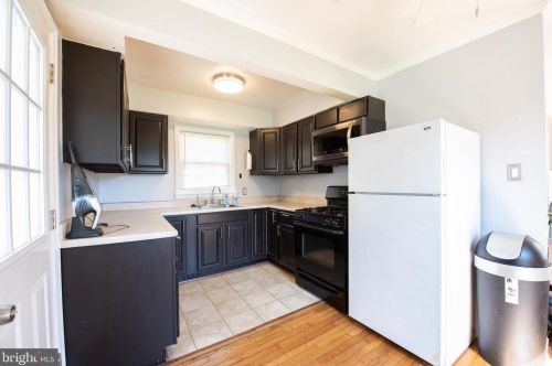 6624 Newington Rd, Lorton, VA 22079-1110