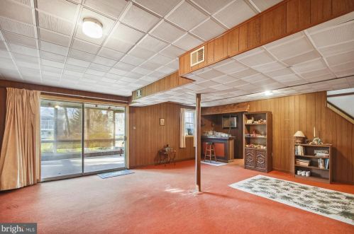 16 Severn Riv Rd, Severna Park MD 21146-4659 exterior