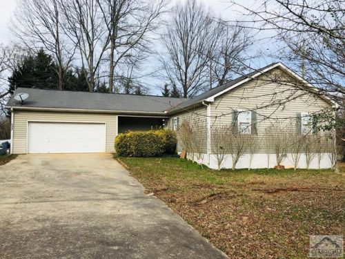 533 Peters St, Statham, GA 30666-1846