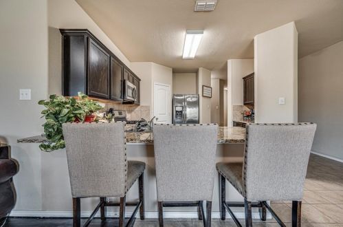 5117 Grayson Rdg Dr, Fort Worth TX  76179 exterior