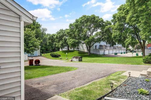 1486 Granada Ave, Saint Paul MN  55128-4225 exterior