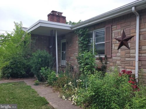 3614 Colonial Rd, Harrisburg, PA 17109-2117