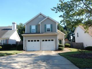 128 Stoneforest Dr, Holly Springs GA  30189-2553 exterior