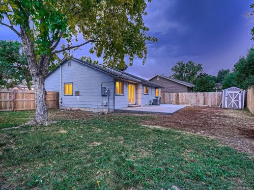 18977 Montana Pl, Denver CO  80017-5422 exterior