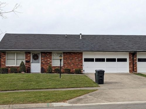 3315 Red Coach Dr, Springfield, OH 45503-1201