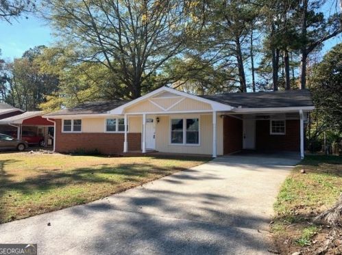 6385 Lanier Rd, Morrow, GA 30260-2719