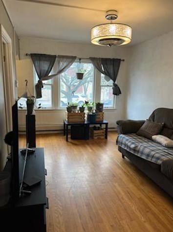 2428 Central Ave, Chicago, IL 60804-2725