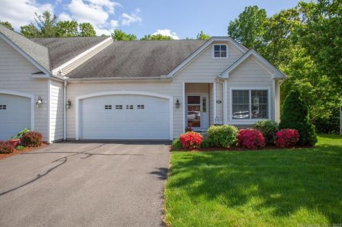 37 Hunt Glen Dr, Granby, CT 06035-2634