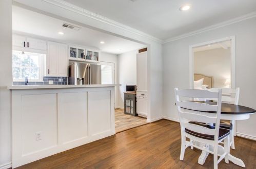 1642 Crst Rdg Dr, Dallas TX  75228-3030 exterior