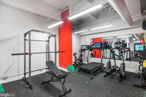 418 13th St, Philadelphia PA  19147-3601 exterior