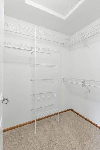 2160 Cedar Grove Trl, Saint Paul MN  55122-1543 exterior