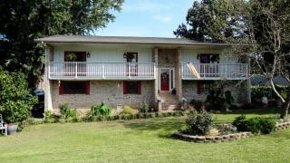 75 Richard Dr, Ringgold, GA 30736-8252