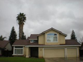 2553 Dennis Ave, Clovis, CA 93611-5952