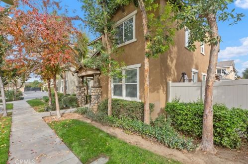 3356 Brou Ln, Riverside, CA 92503-5795