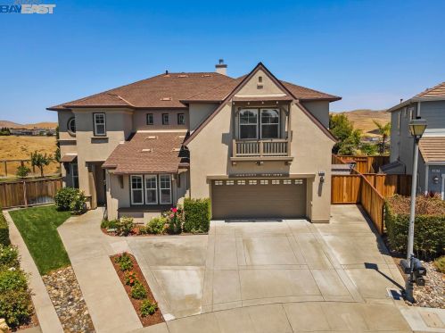 365 Silas Ct, Benicia, CA 94510-3959