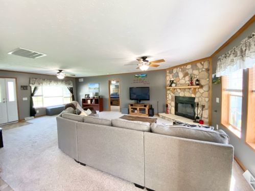 114 Aerl St, Swygert IL  61764-2202 exterior