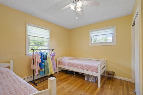 14 Valley St, Lewiston ME  04240-4547 exterior