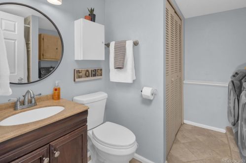 5341 Pagosa Way, Aurora CO  80015-2452 exterior