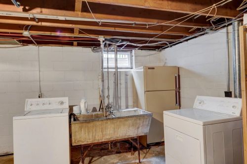 1202 Hoyt Ave, Saint Paul MN  55106-1131 exterior