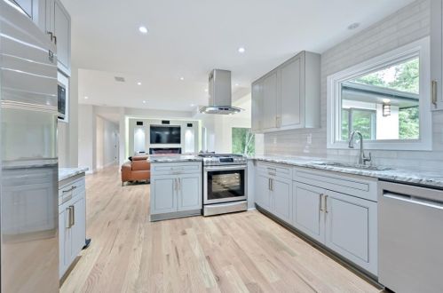 3272 Balmoral Dr, Atlanta GA  30341-5616 exterior