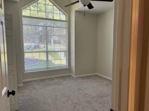 2106 Fawn Ridge Trl, Carrollton TX  75010-4115 exterior