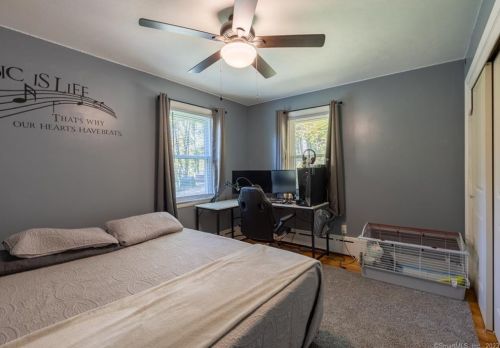 118 Orchard Hill Rd, Torrington CT  06791-1621 exterior