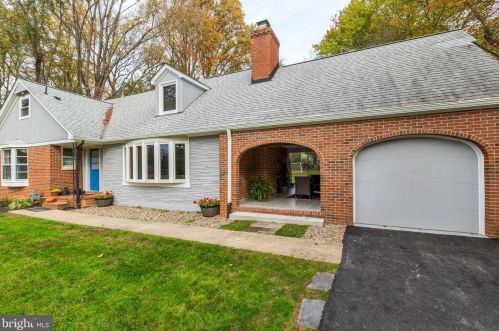 15009 Snowden Dr, Silver Spring MD 20905-5663 exterior