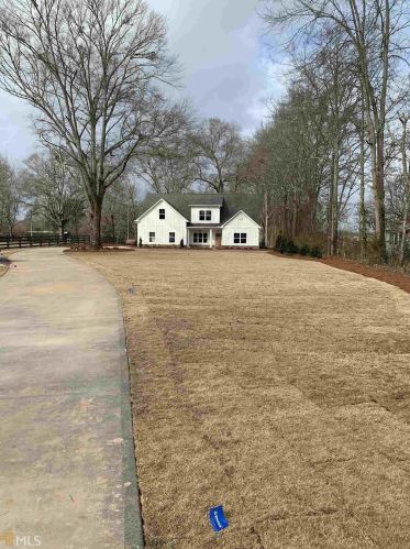 865 Highway 85 Connector, Brooks, GA 30205-1804