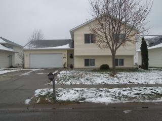 104 Swan Ln, Mankato, MN 56001-6244