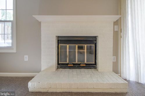 2017 Featherwood St, Silver Spring MD 20904-6643 exterior