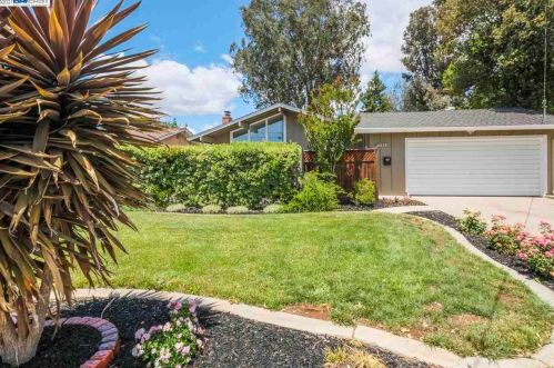 4272 Stanford Way, Livermore, CA 94550-3462