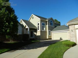 2405 107th Dr, Westminster, CO