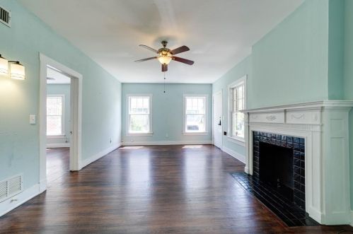 2201 5th Ave, Fort Worth TX  76110-1970 exterior