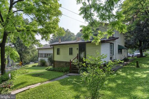 414 Lancaster St, Lebanon, PA 17046-8031