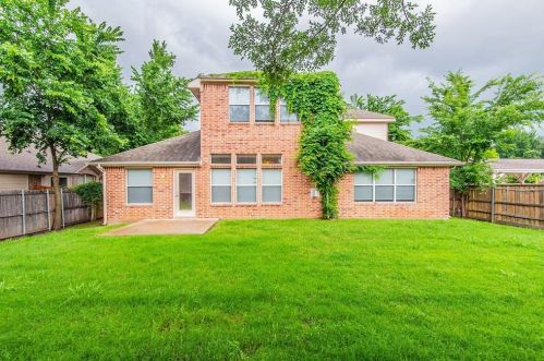 207 Bluebonnet Trl, Midlothian, TX 76063-7567