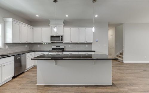 645 Lakeview Bnd Cir, Jefferson GA  30549-7061 exterior