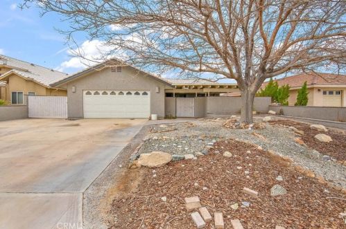 26506 Anchorage Ln, Helendale, CA 92342-7719