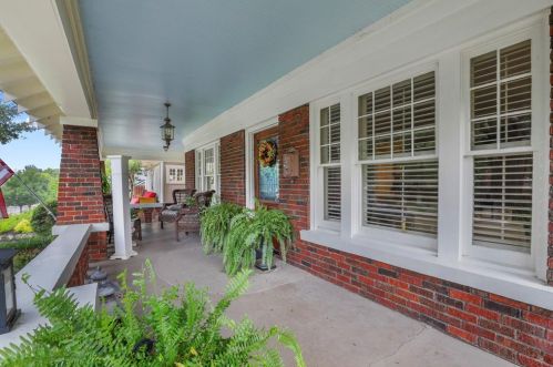 1404 Virginia Pl, Fort Worth, TX 76107-2466