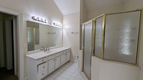 1901 Lancaster Dr, Conyers GA  30013-6441 exterior