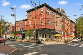 2047 Green St, Philadelphia, PA 19130-3208